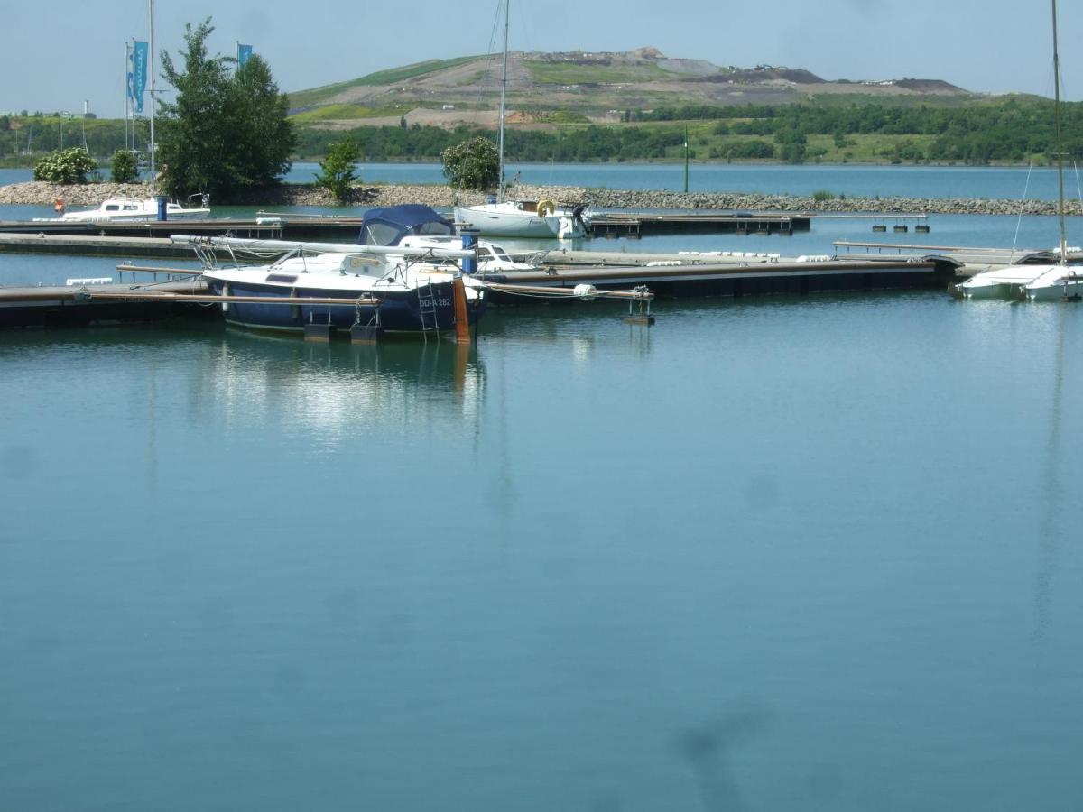 Ferienwohnung Am Neuseenland Rotha Bagian luar foto